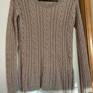 American Eagle Sweater- Size XS. Zips on sides.
